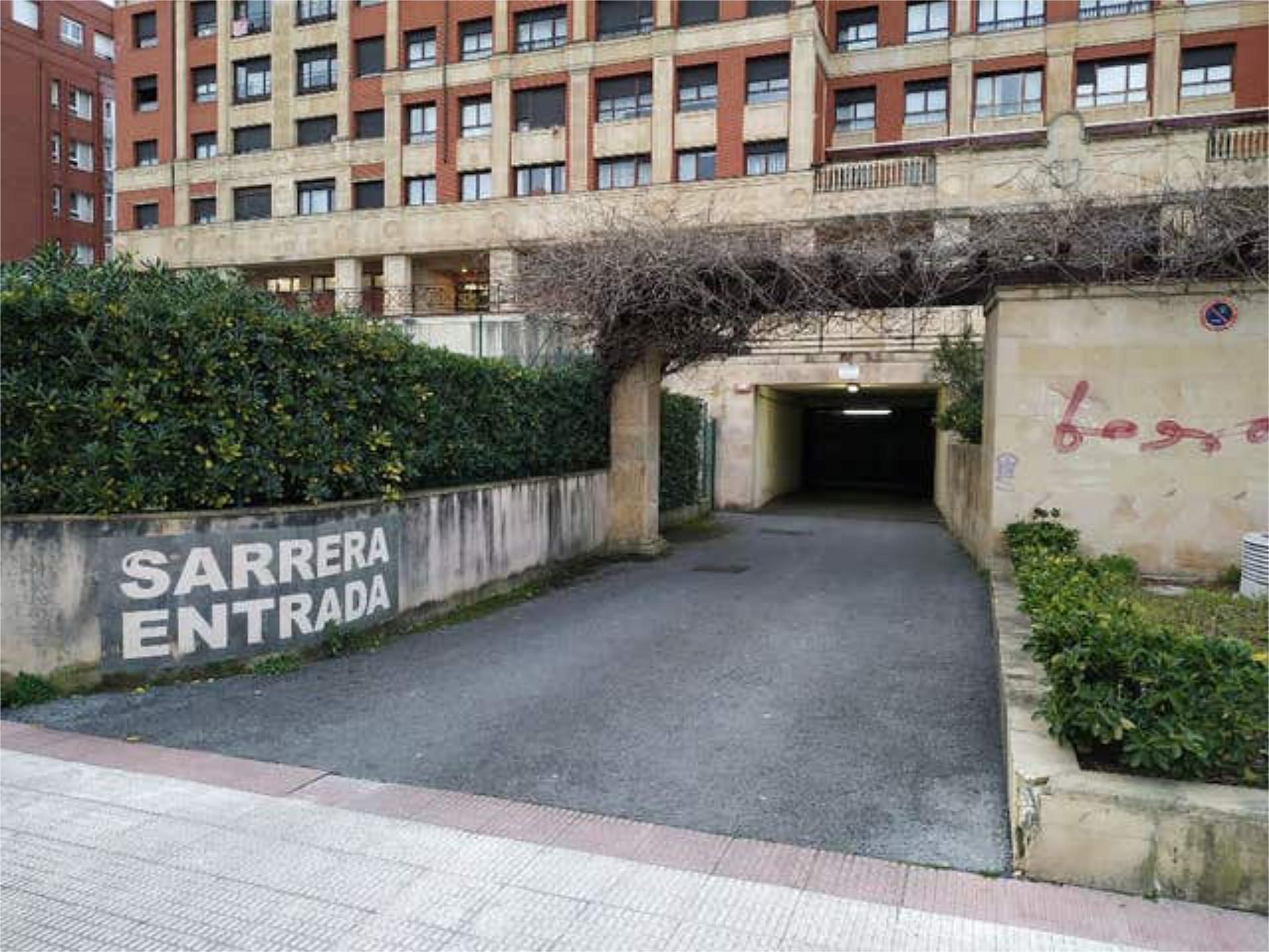 Garaje de alquiler en Txorierri - Ondiz - Udondo Vista exterior de Garaje de alquiler en Leioa
