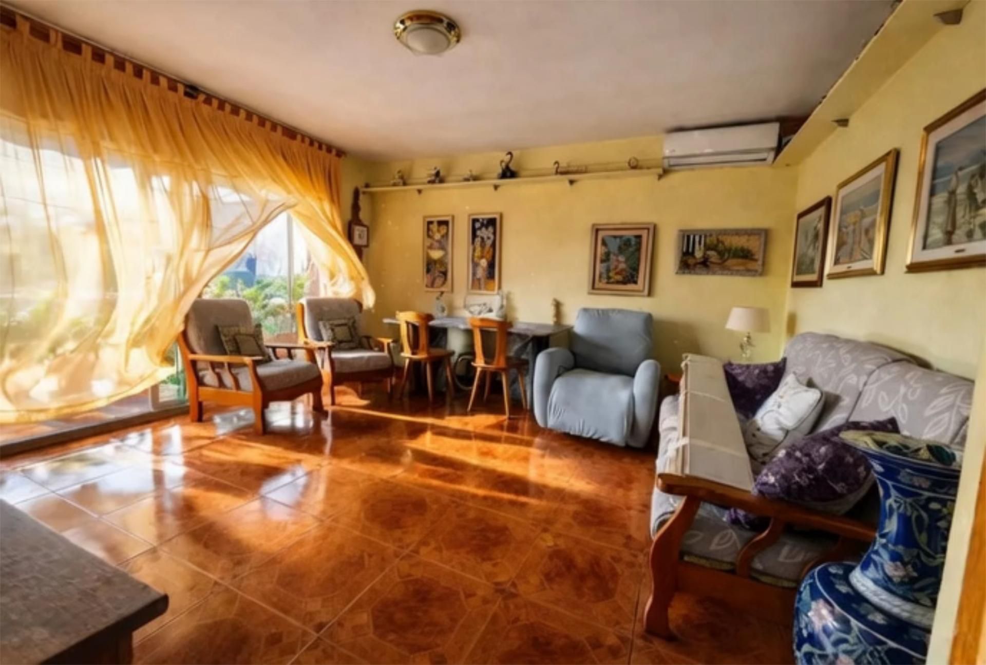 Living room of Flat for sale in Sant Joan Despí  with Terrace and Balcony