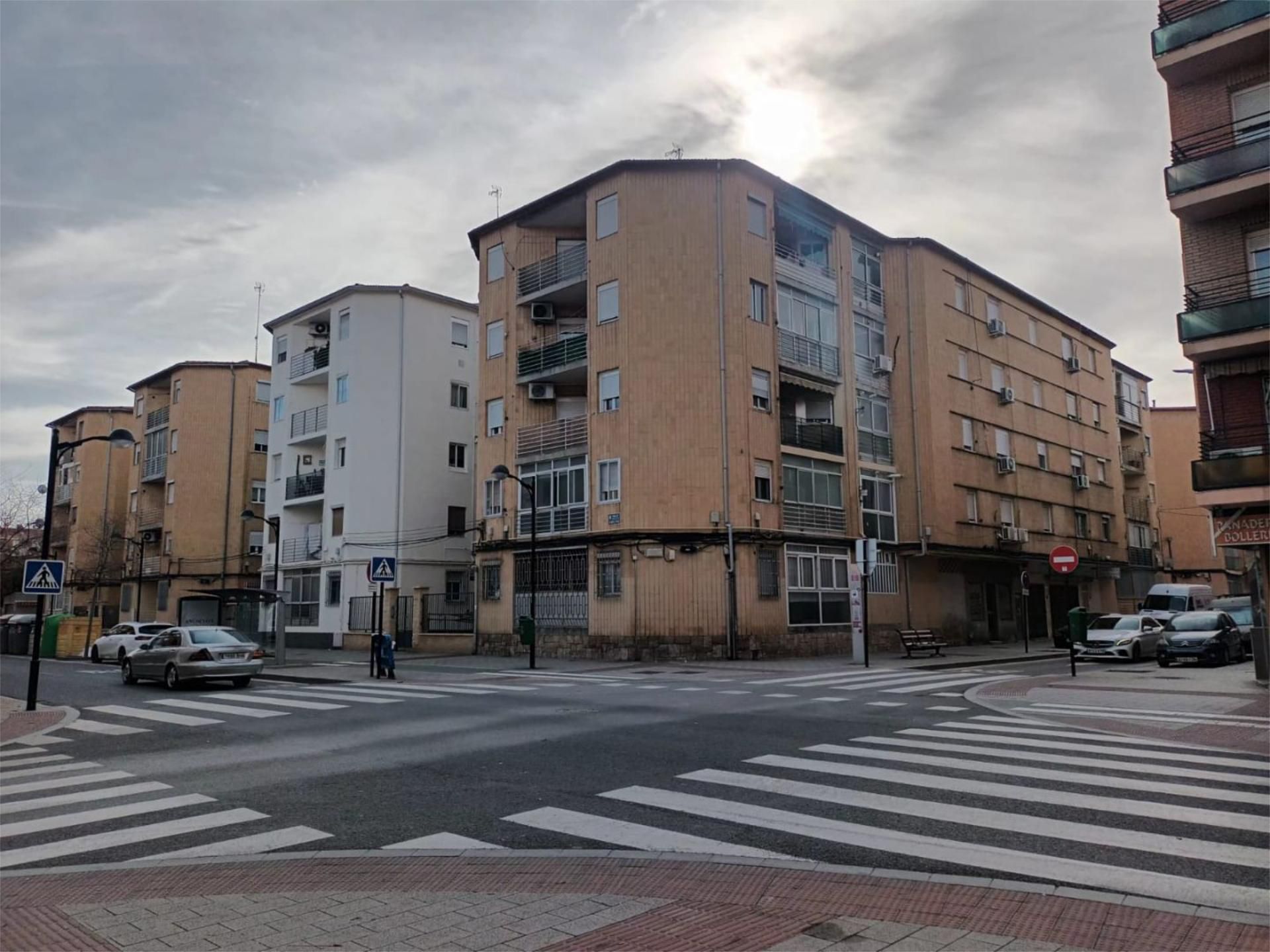 Vista exterior de Piso en venta en  Albacete Capital