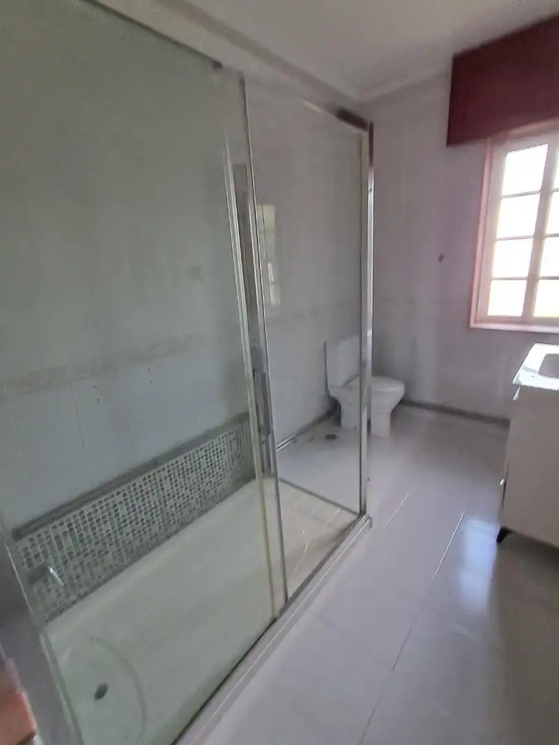 Bathroom of Flat for sale in Narón  with Heating, Private garden and Storage room