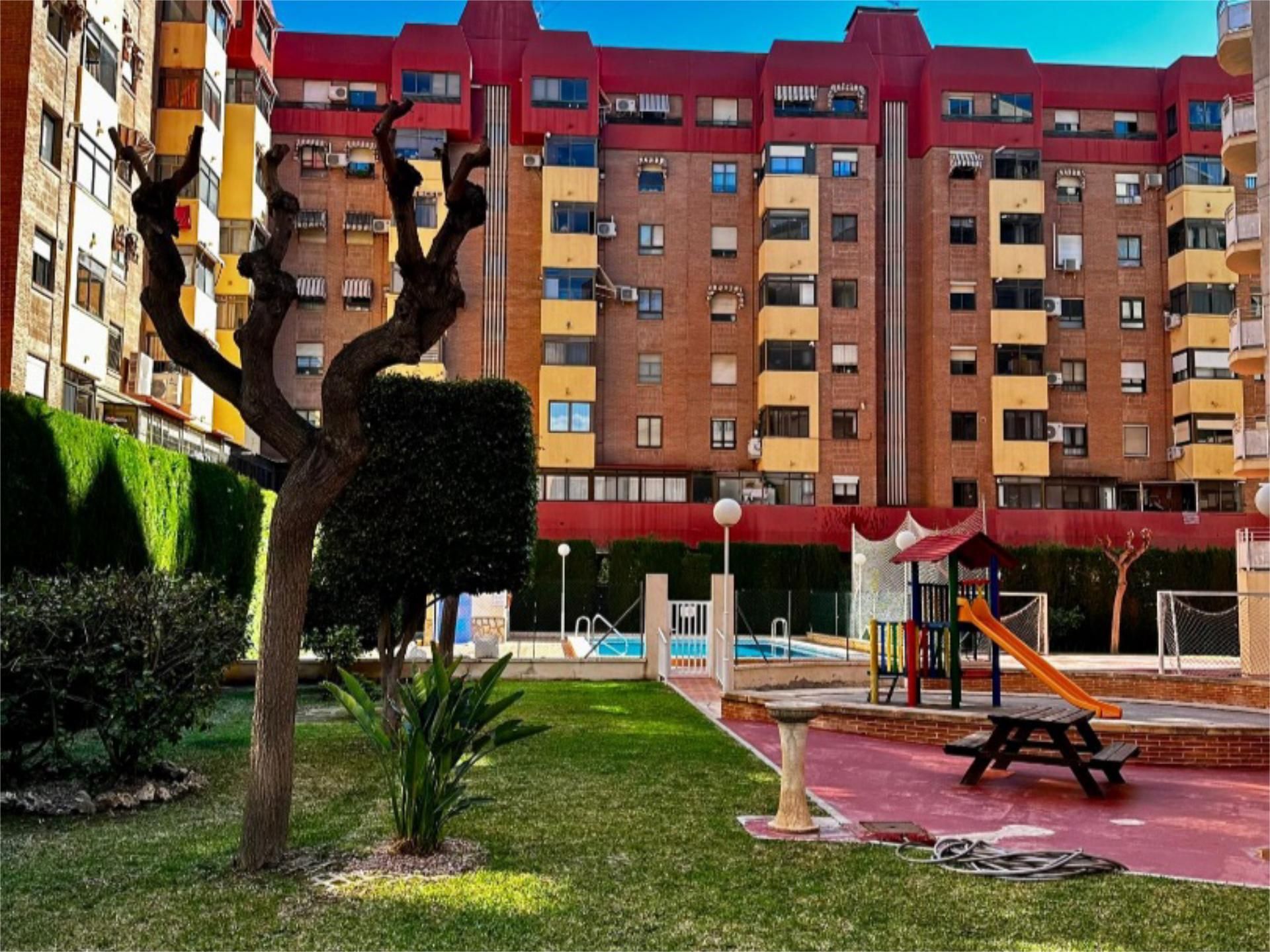 Exterior view of Flat for sale in Alicante / Alacant  with Air Conditioner, Terrace and Swimming Pool