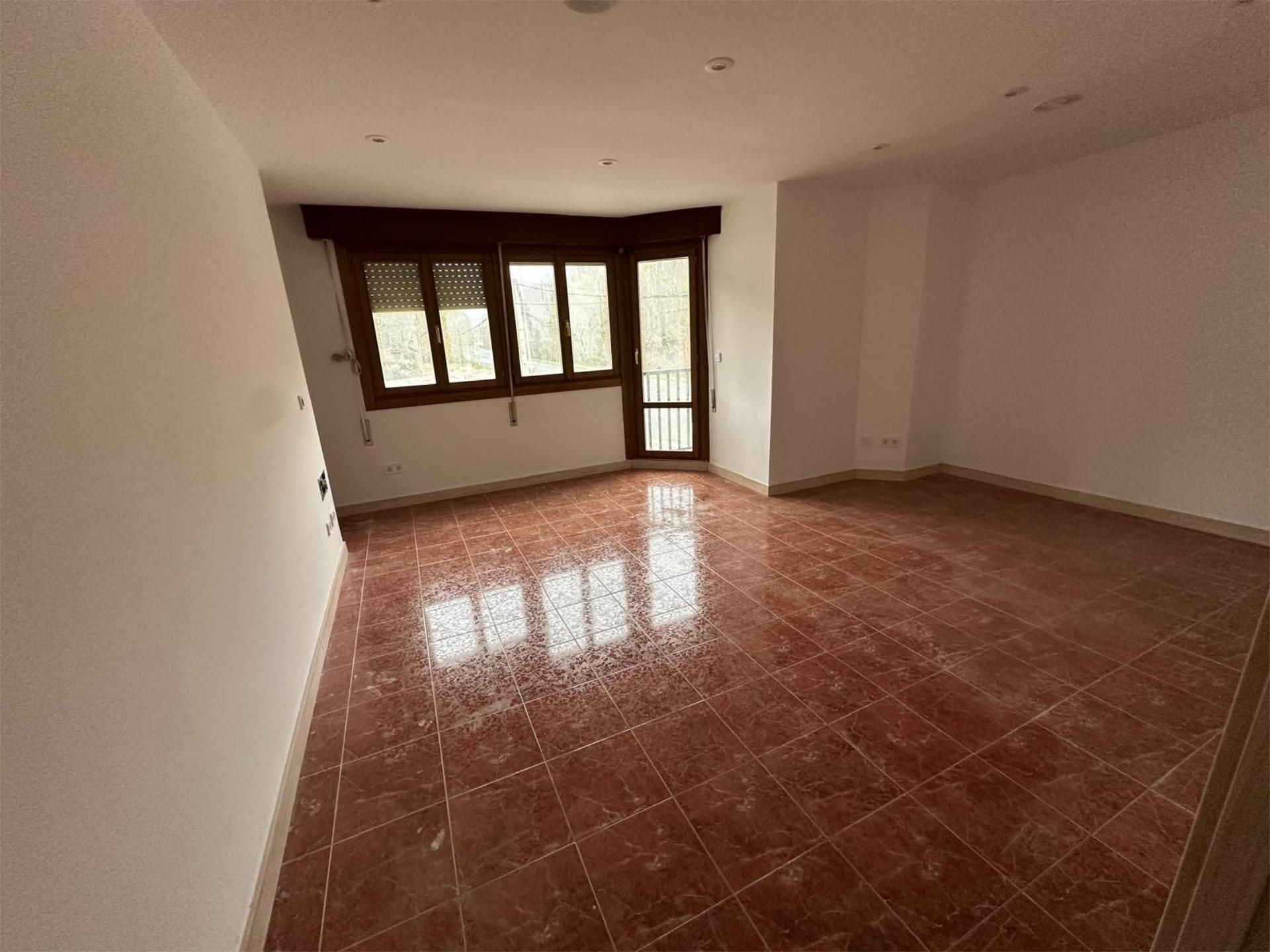 Wohnung zum Verkauf in Altsasu / Alsasua mit Heizung und Balkon