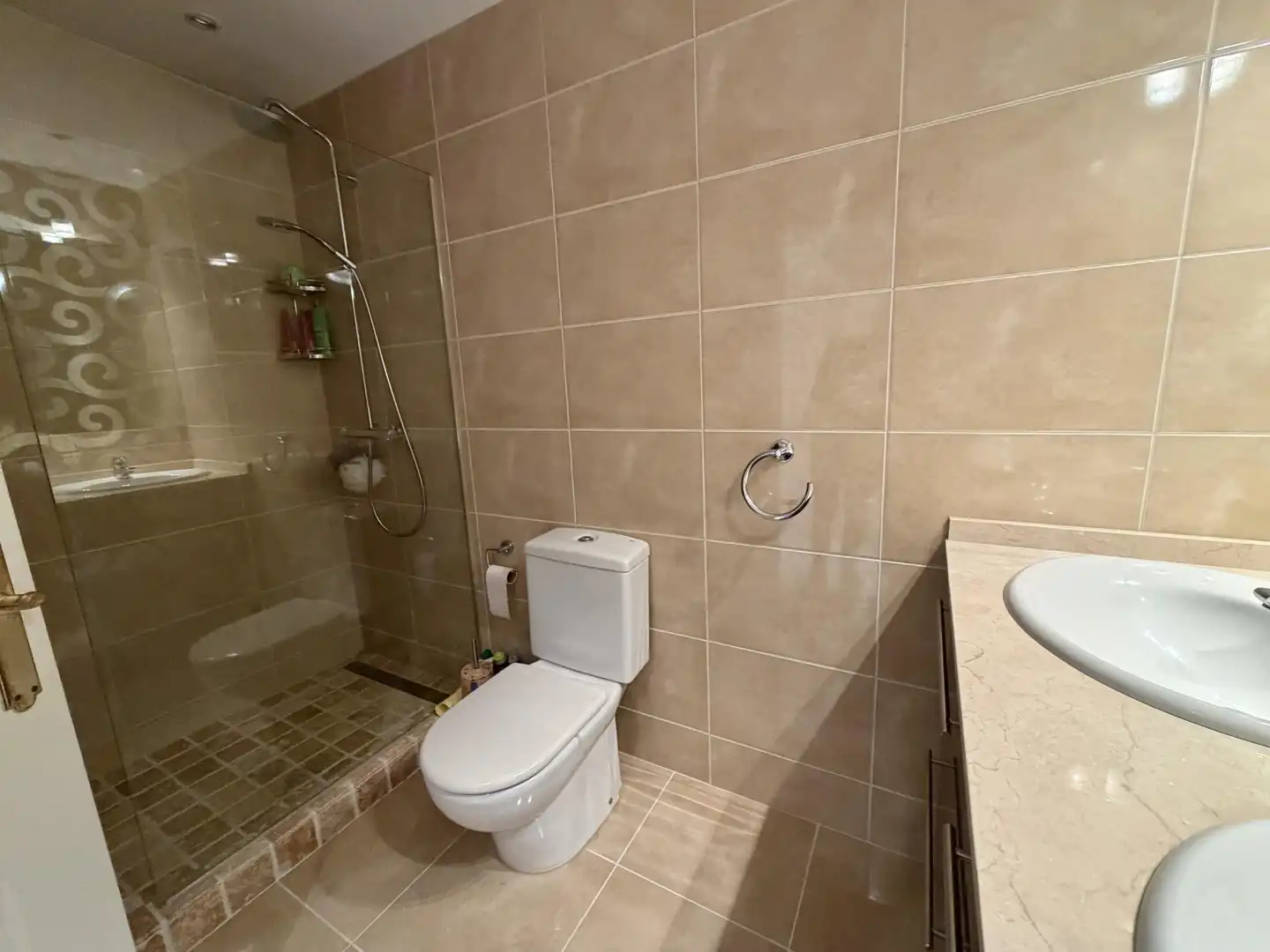 Flat for sale in Urbanizacion Alhamar, 1, Calahonda Bathroom of Flat for sale in Mijas with Air Conditioner, Heating and Private garden