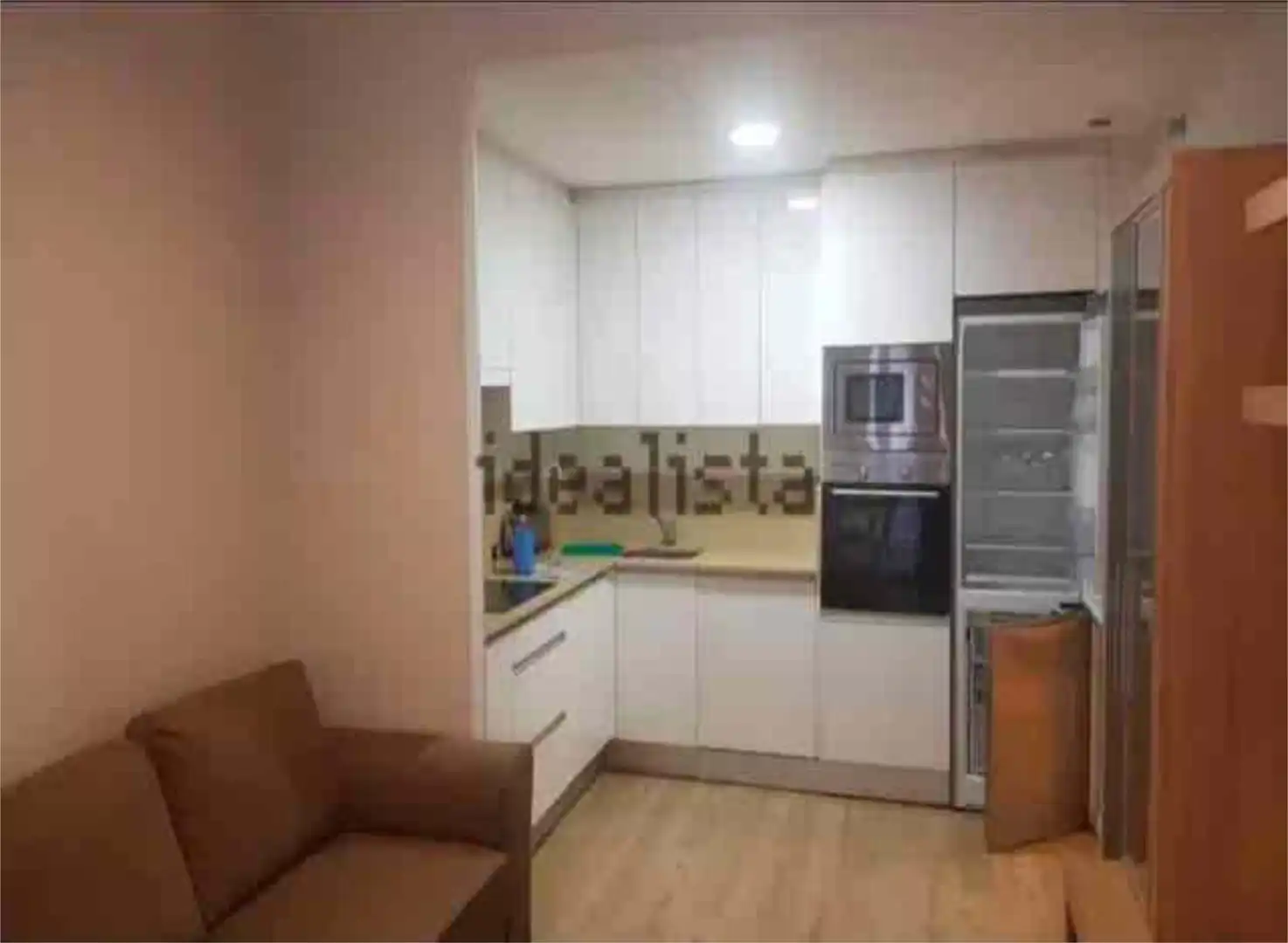 Küche von Wohnung zum Verkauf in Oviedo  mit Heizung, Abstellraum und Schwimmbad