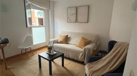 Piso de alquiler en Calle de Andrea Puech, 13, Valdeacederas, Madrid Capital - imagen 3 Foto 3 de Piso de alquiler en Calle de Andrea Puech, 13, Valdeacederas, Madrid Capital