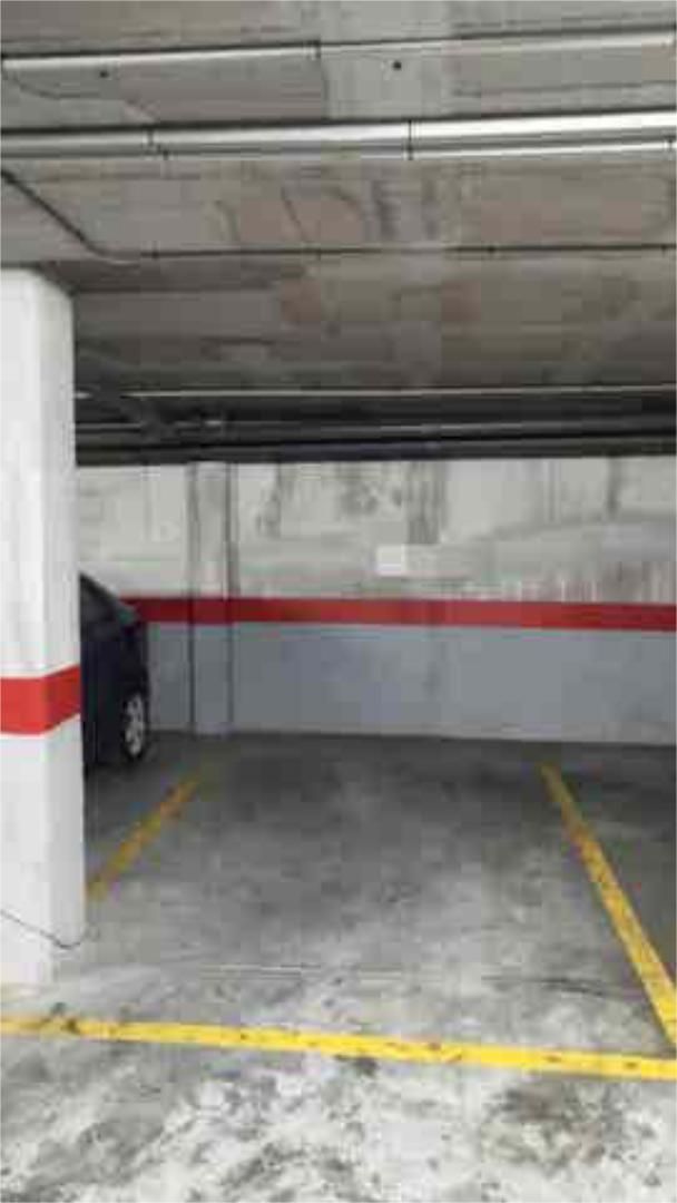 Parkplatz von Garage zur Miete in Marratxí