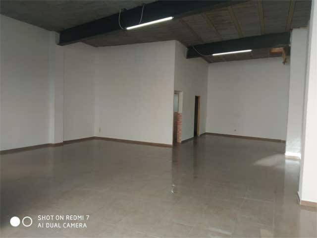 Local comercial en Alquiler en Vilamarxant