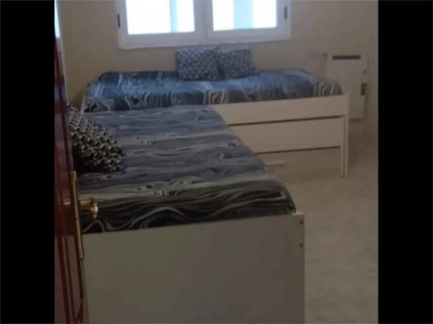 Habitación de Piso de alquiler en Cedeira con Calefacción, Amueblado y Balcón