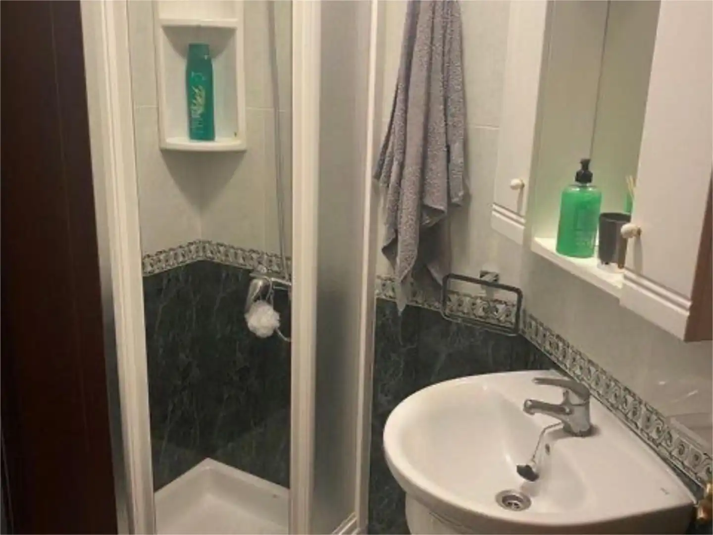 Baño de Piso de alquiler en Cedeira con Calefacción, Amueblado y Balcón