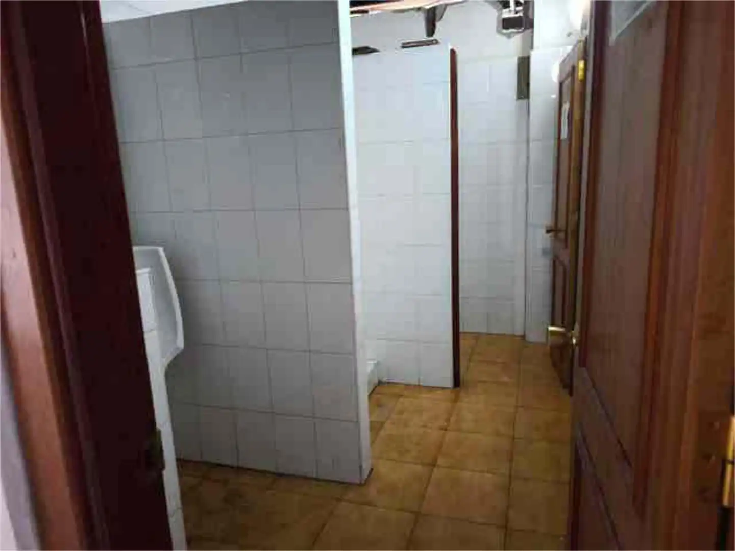 Nave industrial de alquiler en El Tablero Baño de Nave industrial de alquiler en San Bartolomé de Tirajana con Aire acondicionado