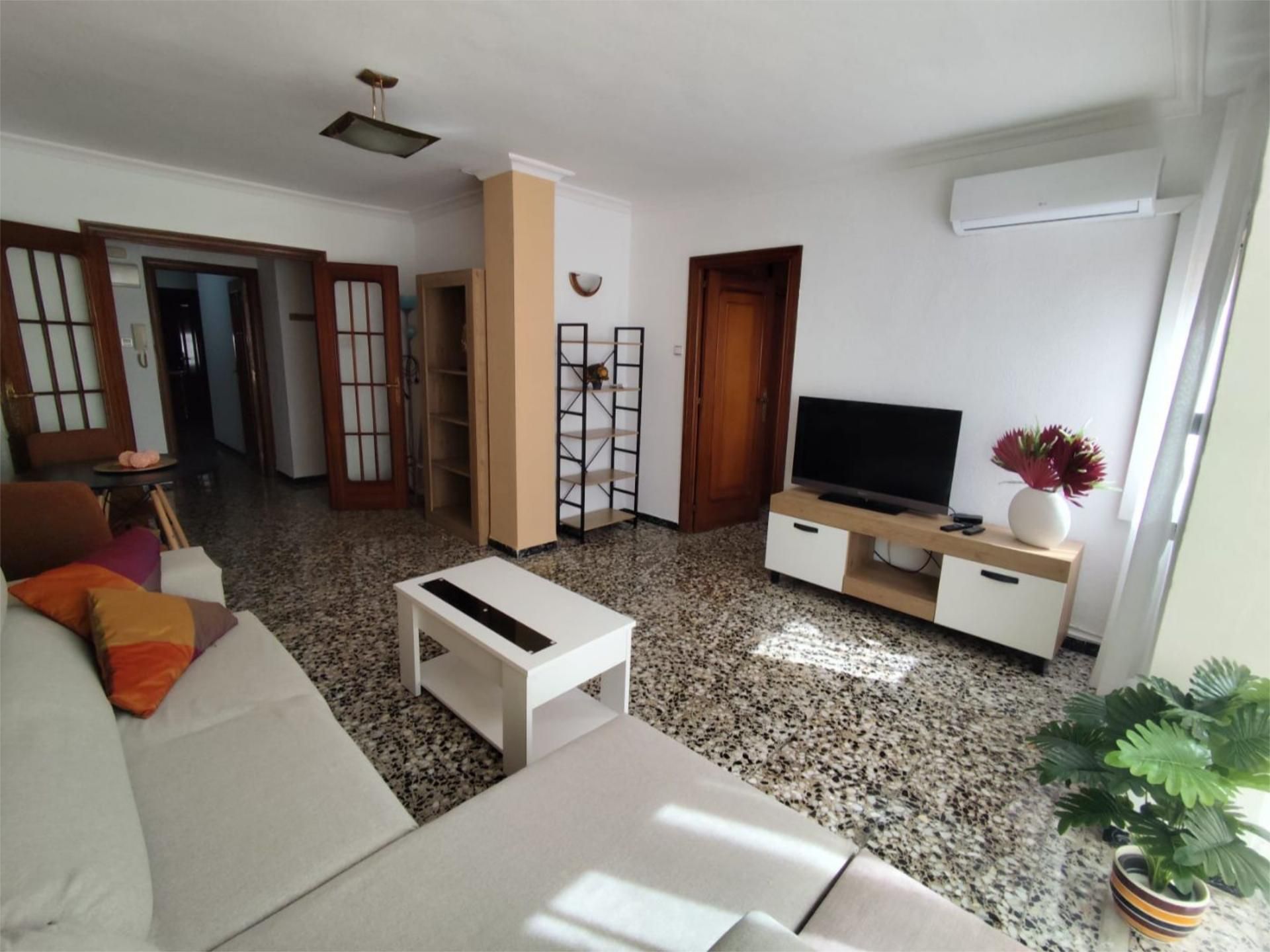 Living room of Flat for rent in Alicante / Alacant  with Air Conditioner