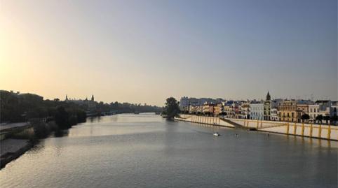 Piso de alquiler en Calle Betis, 19, Triana Casco Antiguo, Sevilla Capital - imagen 3 Foto 3 de Piso de alquiler en Calle Betis, 19, Triana Casco Antiguo, Sevilla Capital