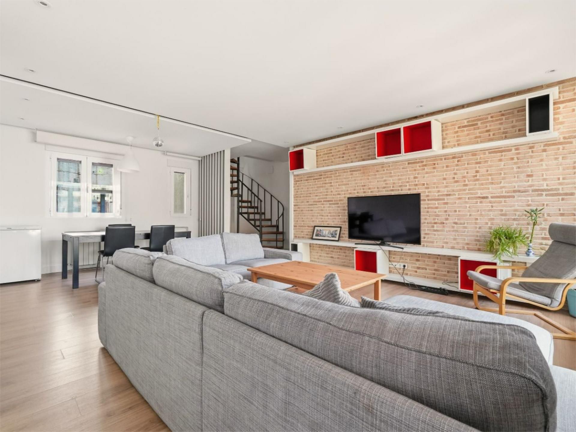 Ático en venta en Calle de Andrés Mellado, 96, Chamberí Sala de estar de Ático en venta en Madrid Capital con Aire acondicionado y Terraza