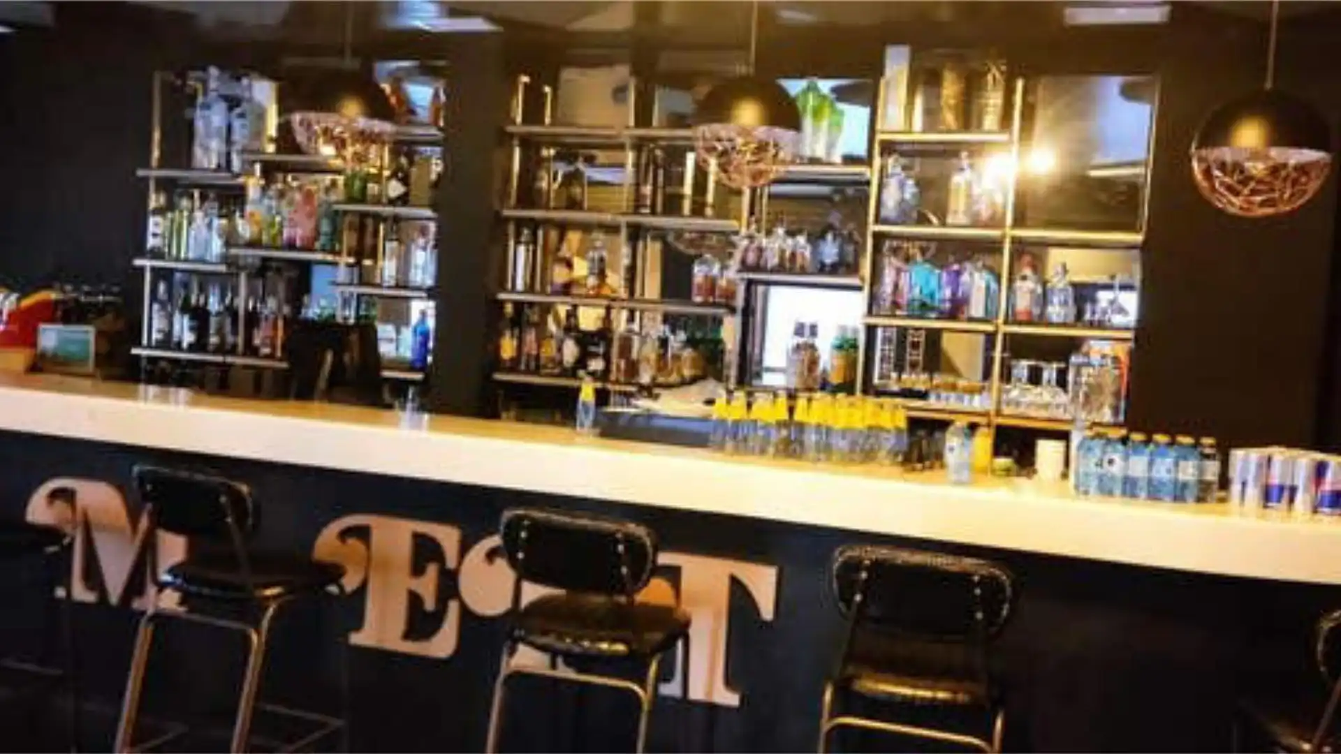 Local de alquiler en Centro Local de alquiler en Puertollano con Aire acondicionado