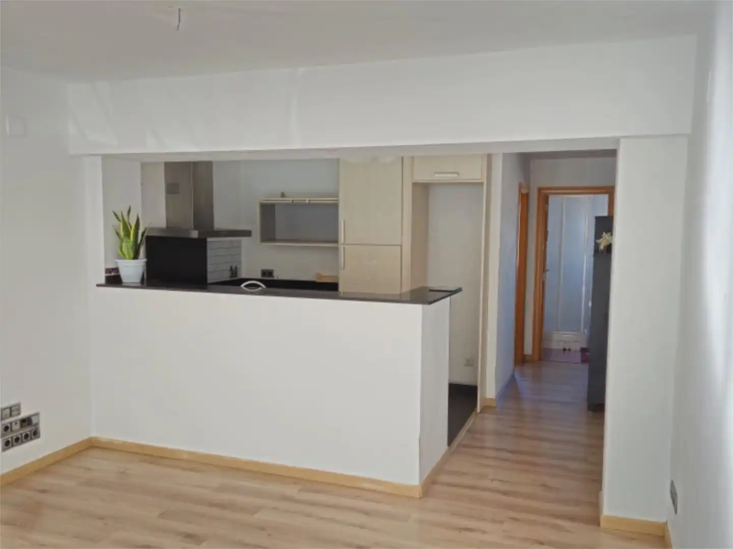 Piso en venta en Carrer de Calderón de la Barca, 135, El Carmel Piso en venta en Carrer de Calderón de la Barca, 135, El Carmel