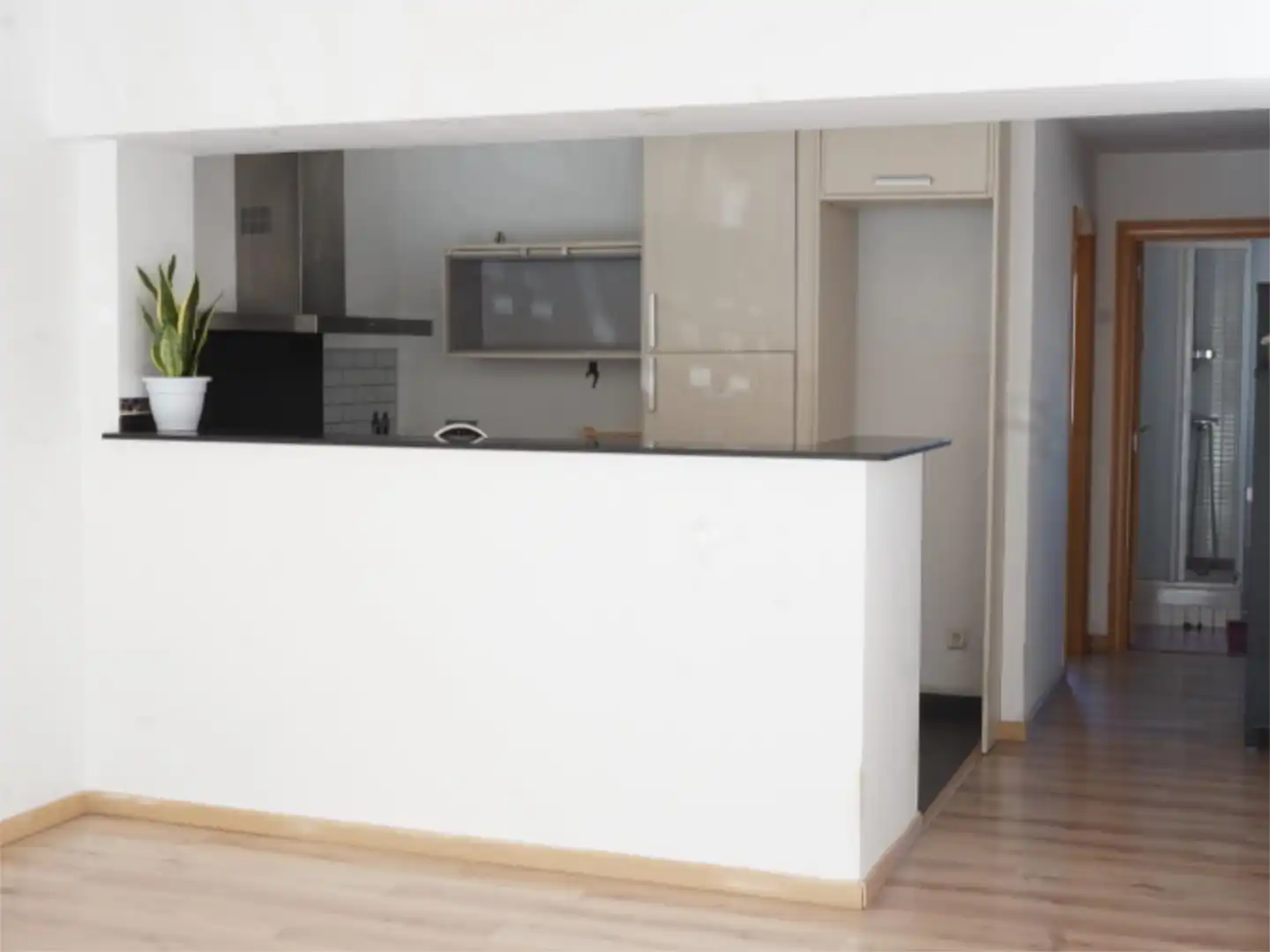 Piso en venta en Carrer de Calderón de la Barca, 135, El Carmel Piso en venta en Carrer de Calderón de la Barca, 135, El Carmel