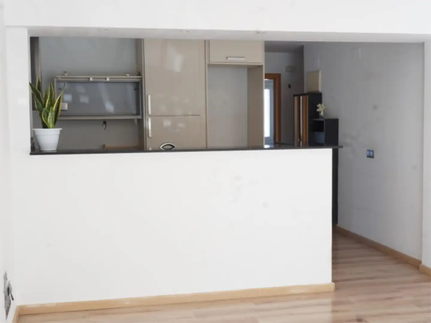 Piso en venta en Carrer de Calderón de la Barca, 135, El Carmel Piso en venta en Carrer de Calderón de la Barca, 135, El Carmel