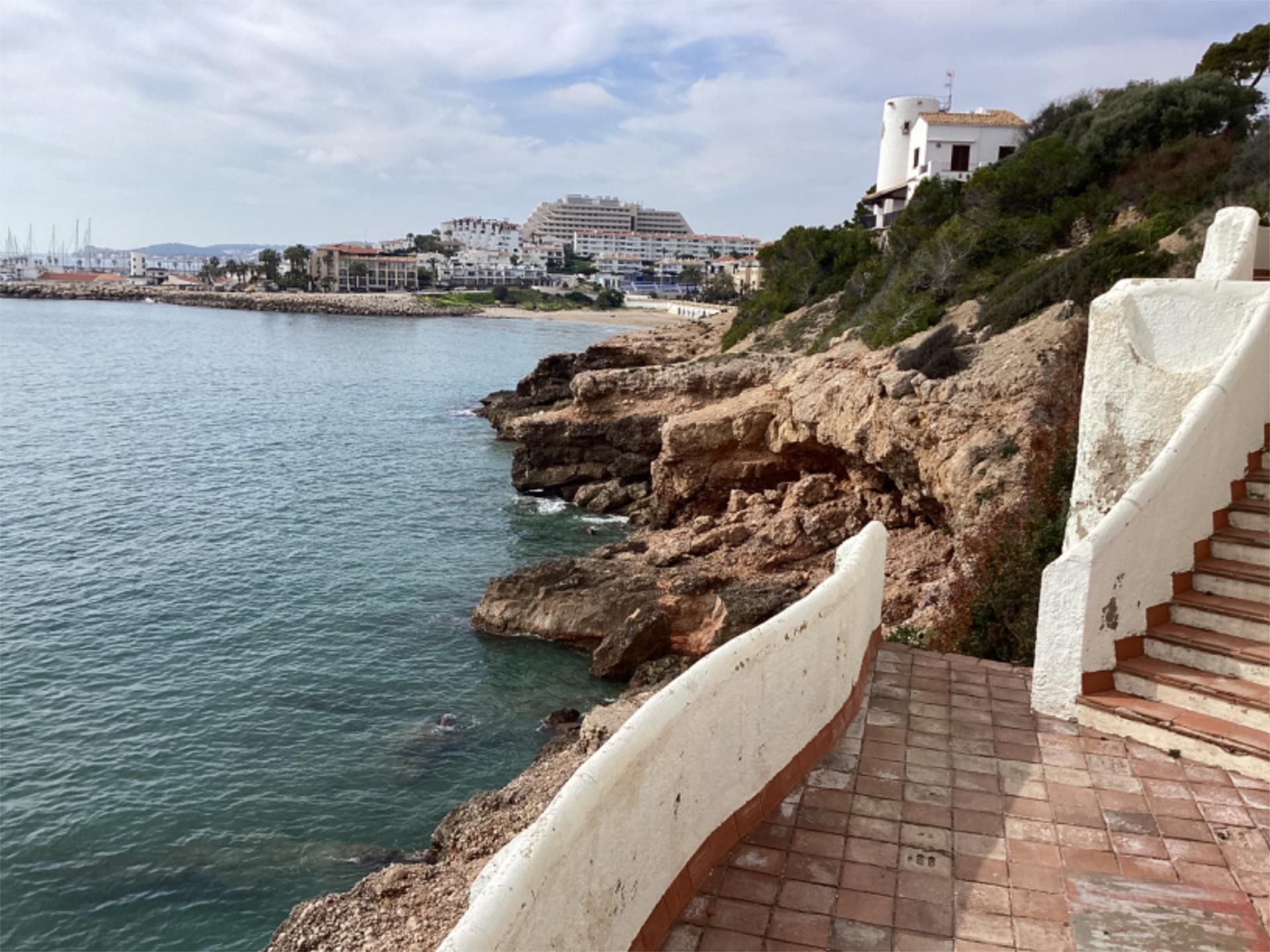 Wohnung zur Miete in Carrer Punta Gaviota, 2, Levantina - Montgavina - Quintmar Wohnung zur Miete in Sitges mit Heizung, Parkett und Terrasse