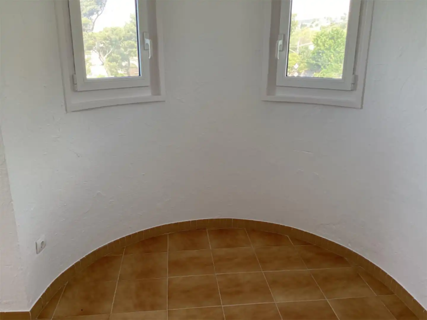 Piso de alquiler en Sitges con Calefacción, Parquet y Terraza