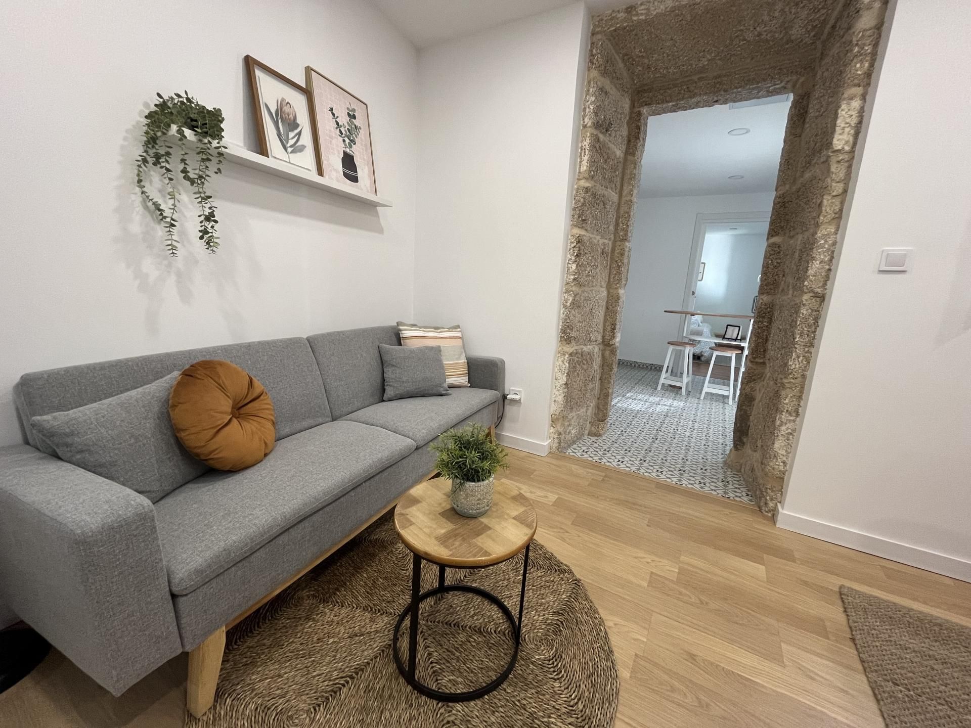 Sala d'estar de Pis de lloguer en Ourense Capital  amb Calefacció, Jardí privat i Terrassa