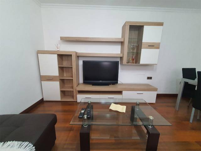 Piso en Alquiler en Calle Santiago Ramón Y Cajal, 158 en Ciudad Jardín