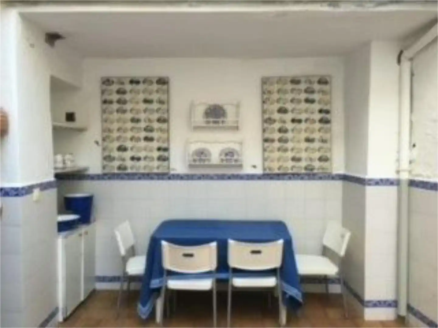 Casa adosada en venta en Calle la Abadía, 14, Caudete Comedor de Casa adosada en venta en Caudete con Balcón