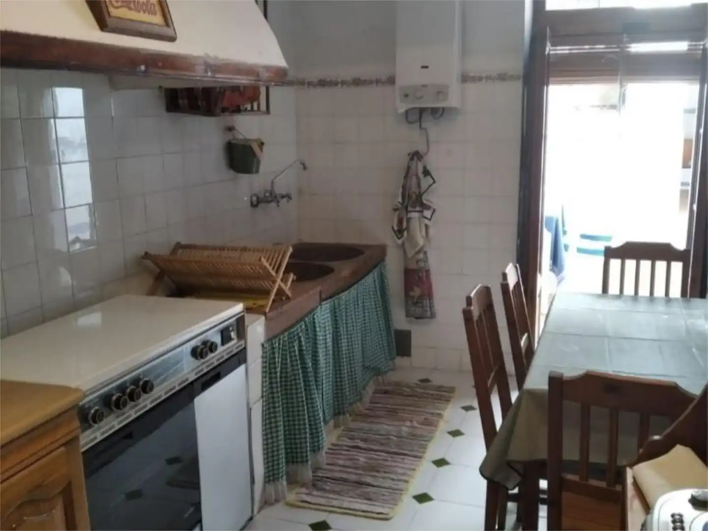 Casa adosada en venta en Calle la Abadía, 14, Caudete Cocina de Casa adosada en venta en Caudete con Balcón