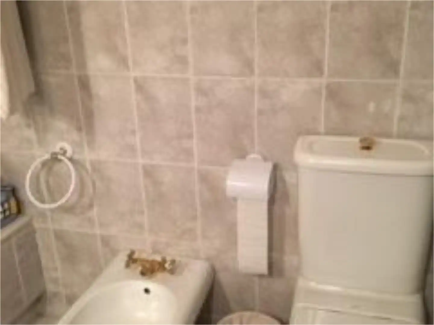 Casa adosada en venta en Calle la Abadía, 14, Caudete Baño de Casa adosada en venta en Caudete con Balcón