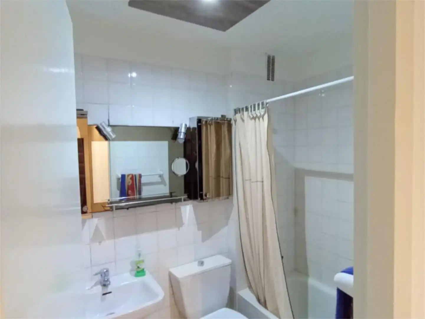 Habitación en Rúa Poeta Fernando Pessoa, 4, Fingoi Baño de Piso para compartir en Lugo