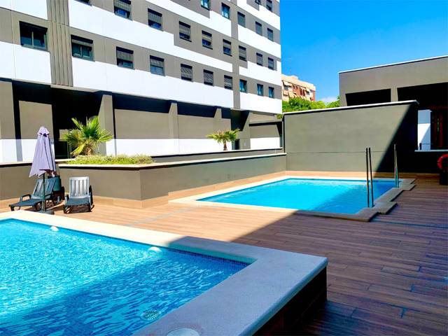 Piso en Alquiler en Calle Bailarín José Espadero, 11 en Garbinet - Parque de las Avenidas