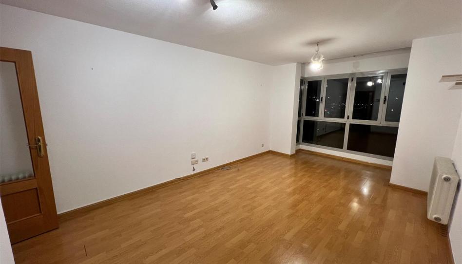 Piso en venta en Calle del Alcalde Redondo Aceña, 2, Sanchinarro, Madrid Capital - imagen 1 Foto 1 de Piso en venta en Calle del Alcalde Redondo Aceña, 2, Sanchinarro, Madrid Capital