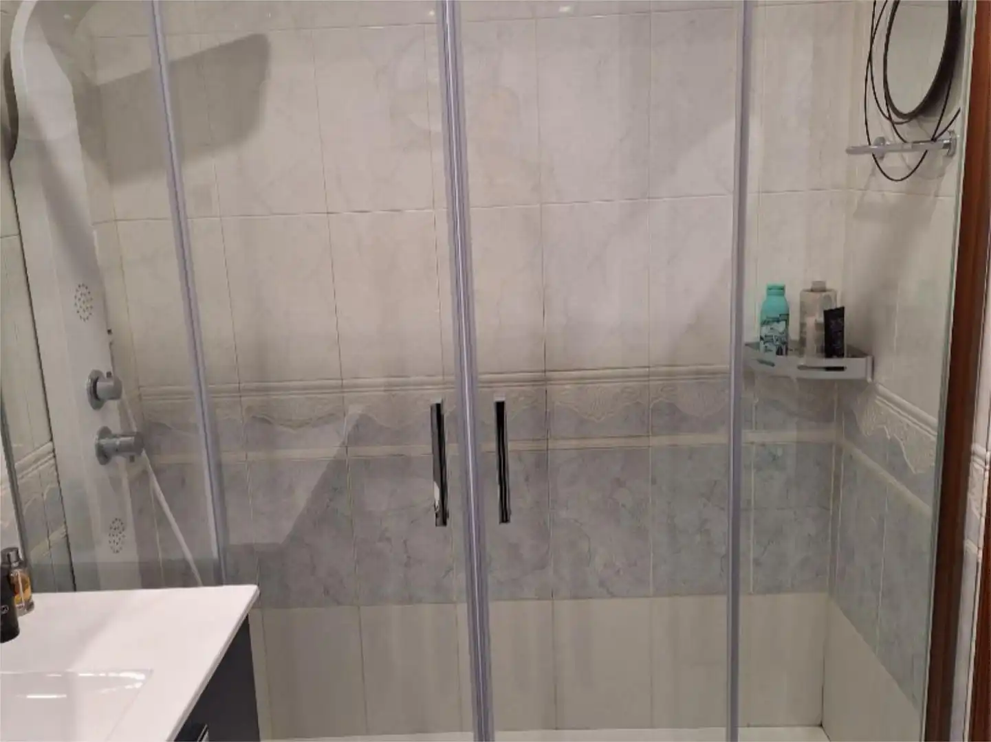 Wohnung zum Verkauf in Padura Kalea, 35, Ayala / Aiara Badezimmer von Wohnung zum Verkauf in Ayala / Aiara mit Heizung, Parkett und Abstellraum