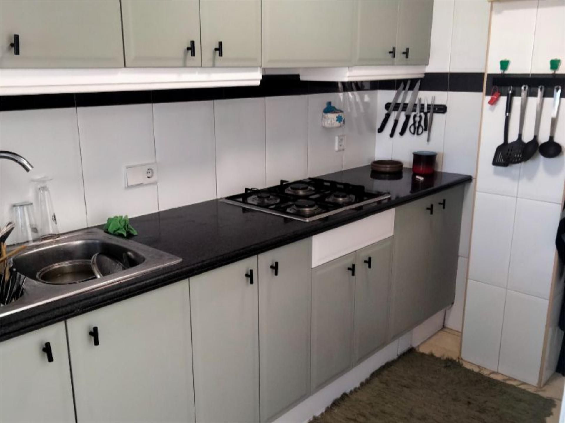 Cuina de Pis en venda en Torroella de Montgrí amb Aire condicionat i Balcó