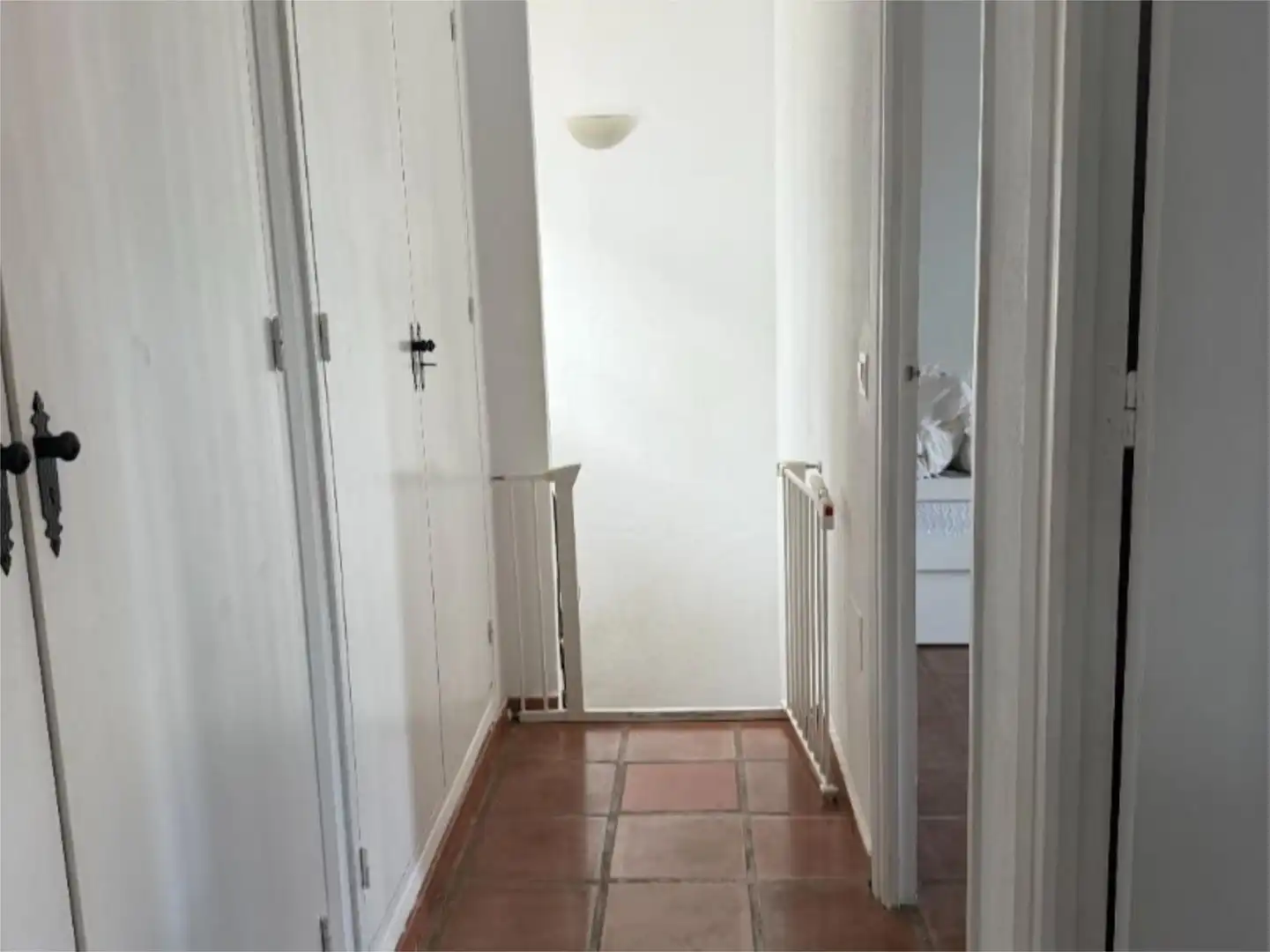 Einfamilien-Reihenhaus zum Verkauf in Mijas mit Klimaanlage, Terrasse und Schwimmbad