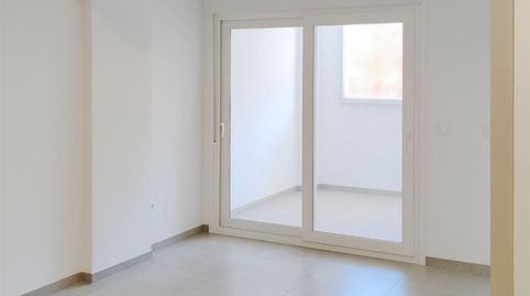 Foto 2 de Piso en venta en Avenida Olimpiadas, 15, Plaza de Toros - Avenida Chapí - Trinquete, Elda