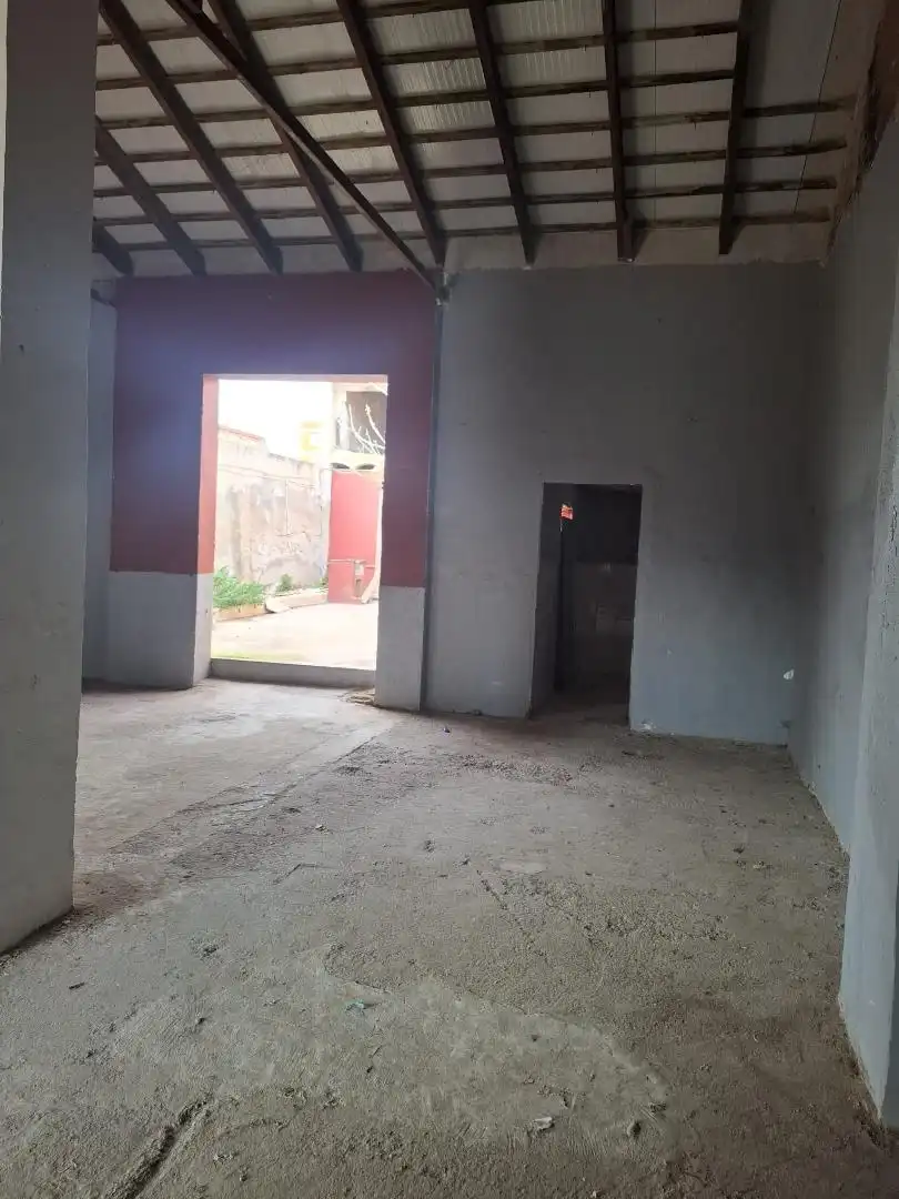 Local de alquiler en Camí Nou de Paterna, 170, Sant Pau Local de alquiler en Valencia