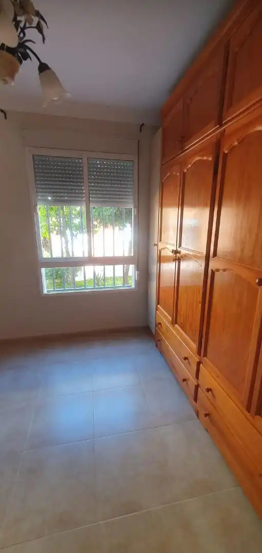 Schlafzimmer von Wohnung zum Verkauf in Nerva mit Klimaanlage, Abstellraum und Möbliert