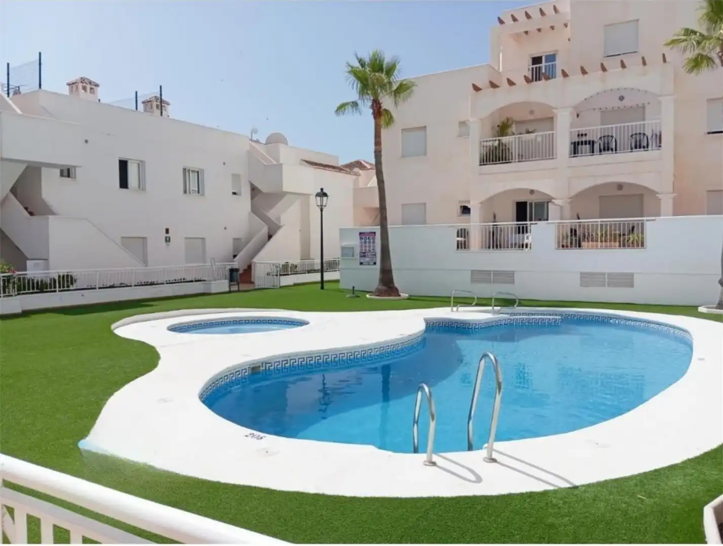 Wohnung zur Miete in Costa Levante, 1, Marina de la Torre Schwimmbecken von Wohnung zur Miete in Mojácar mit Klimaanlage, Heizung und Privatgarten