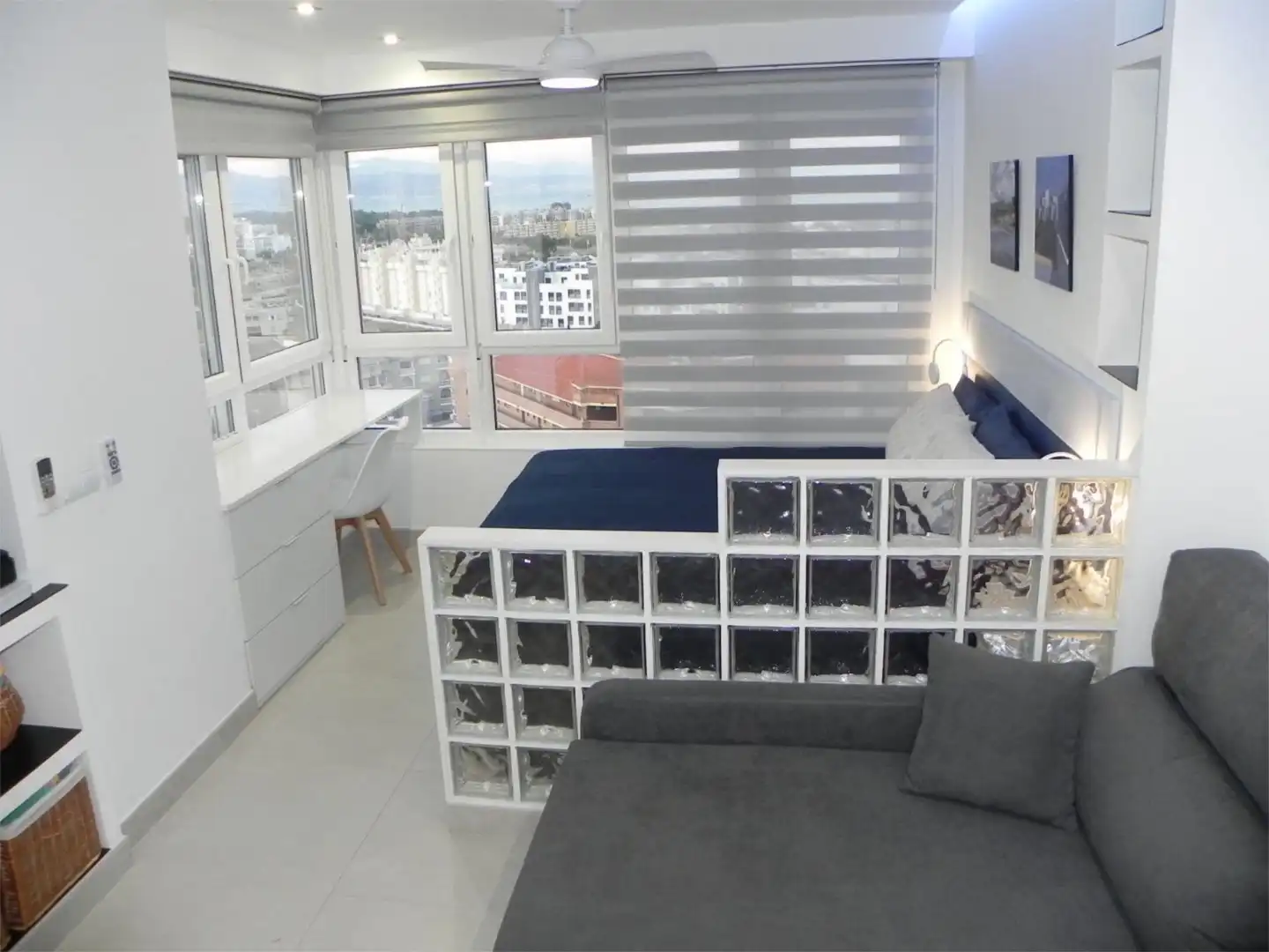 Piso de alquiler en Calle la Colina, 1, La Colina Habitación de Piso de alquiler en Torremolinos con Aire acondicionado, Calefacción y Piscina
