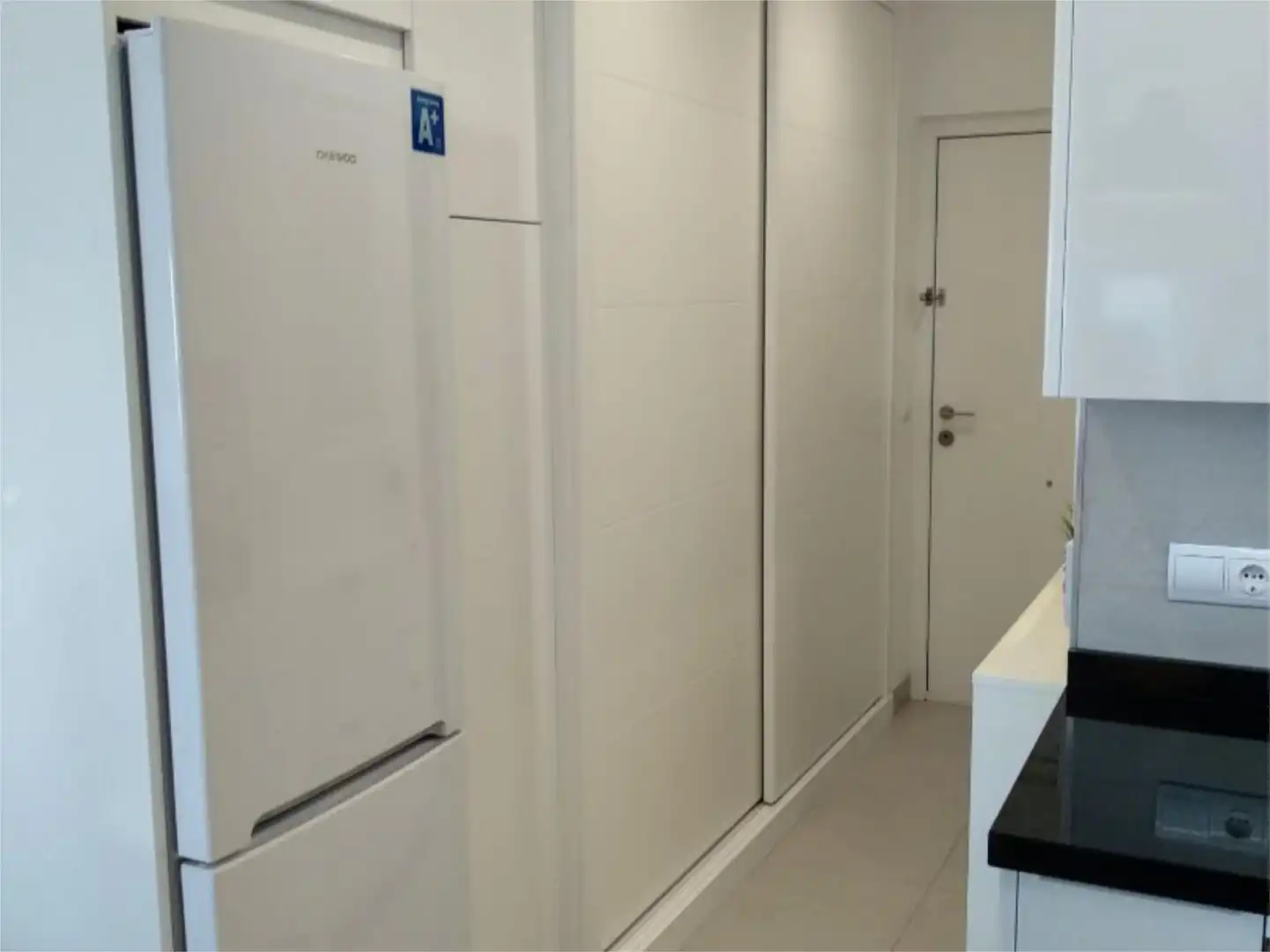 Piso de alquiler en Calle la Colina, 1, La Colina Cocina de Piso de alquiler en Torremolinos con Aire acondicionado, Calefacción y Piscina