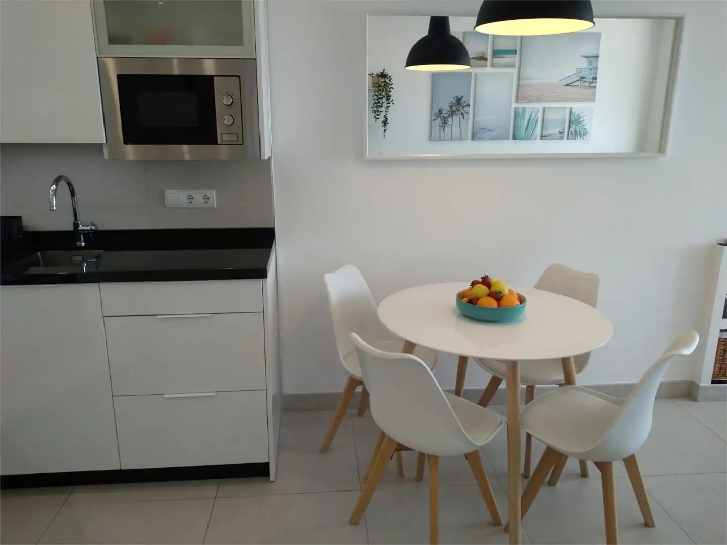 Piso de alquiler en Calle la Colina, 1, La Colina Cocina de Piso de alquiler en Torremolinos con Aire acondicionado, Calefacción y Piscina