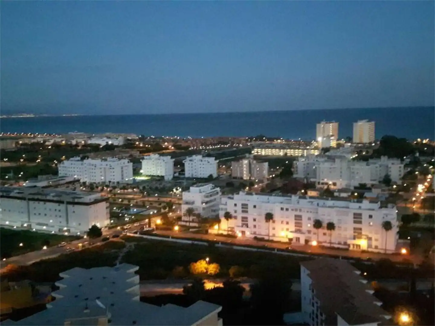 Piso de alquiler en Calle la Colina, 1, La Colina Vista exterior de Piso de alquiler en Torremolinos con Aire acondicionado, Calefacción y Piscina
