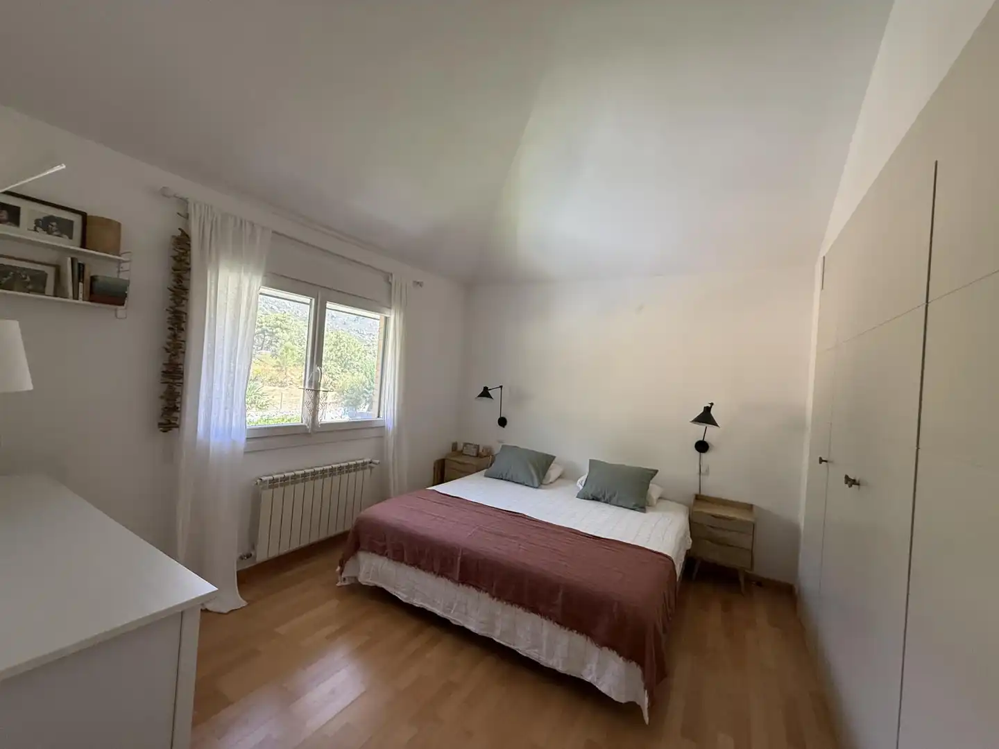 Casa o chalet en venta en Desconocido, 31x, Mataelpino Habitación de Casa o chalet en venta en El Boalo - Cerceda – Mataelpino con Terraza, Piscina y Balcón