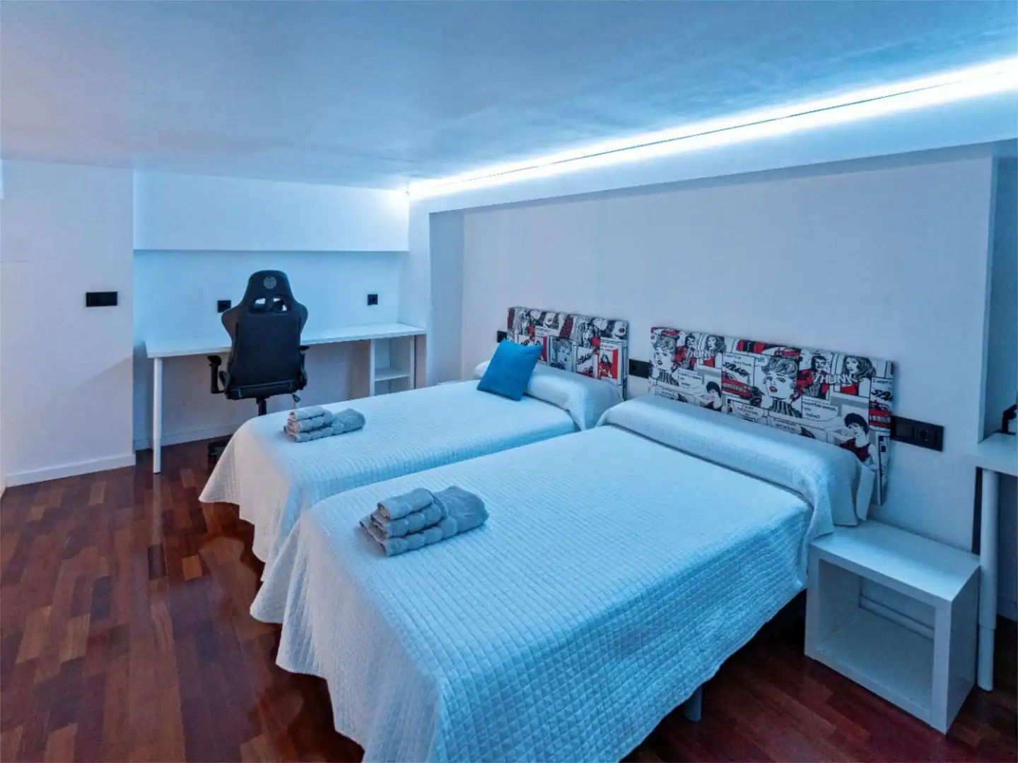 Piso en venta en Carrer de José Albi Poeta, 4, Nou Benicalap Habitación de Piso en venta en Valencia con Aire acondicionado, Calefacción y Parquet