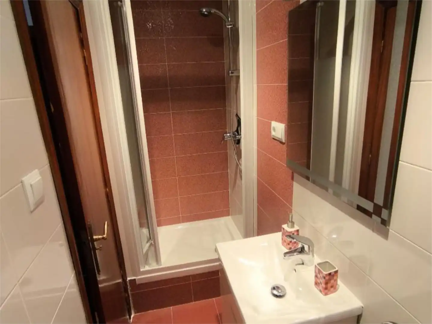 Room in Avenida Club Deportivo, 1, San Adrián Room in Avenida Club Deportivo, 1, San Adrián