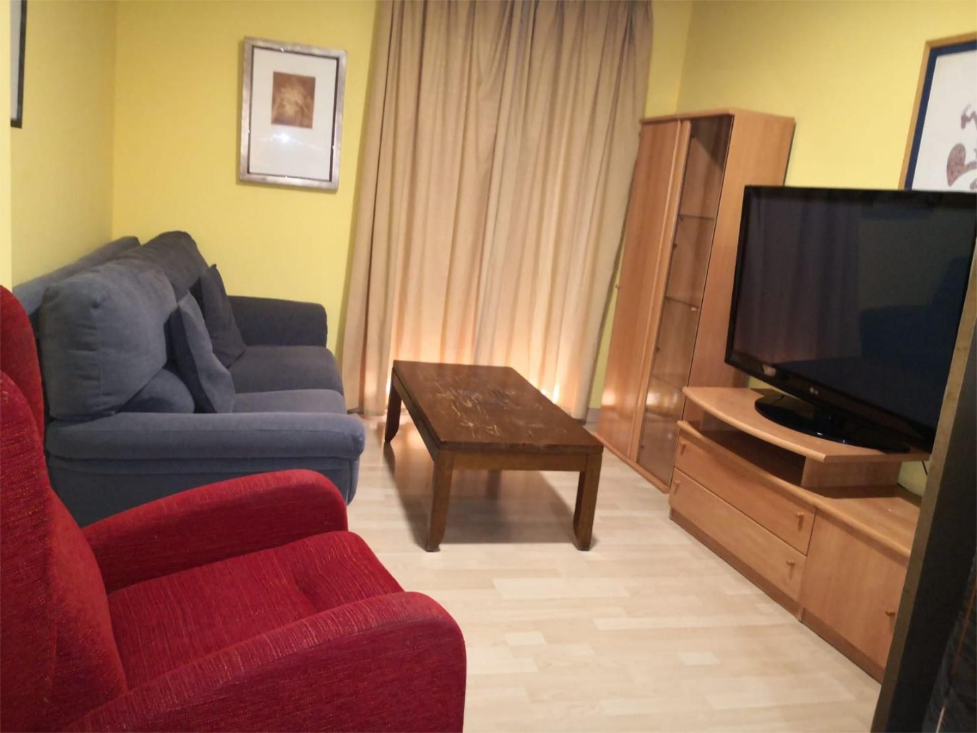 Flat for rent in Calle Santa Rita, 10, Belén - San Roque