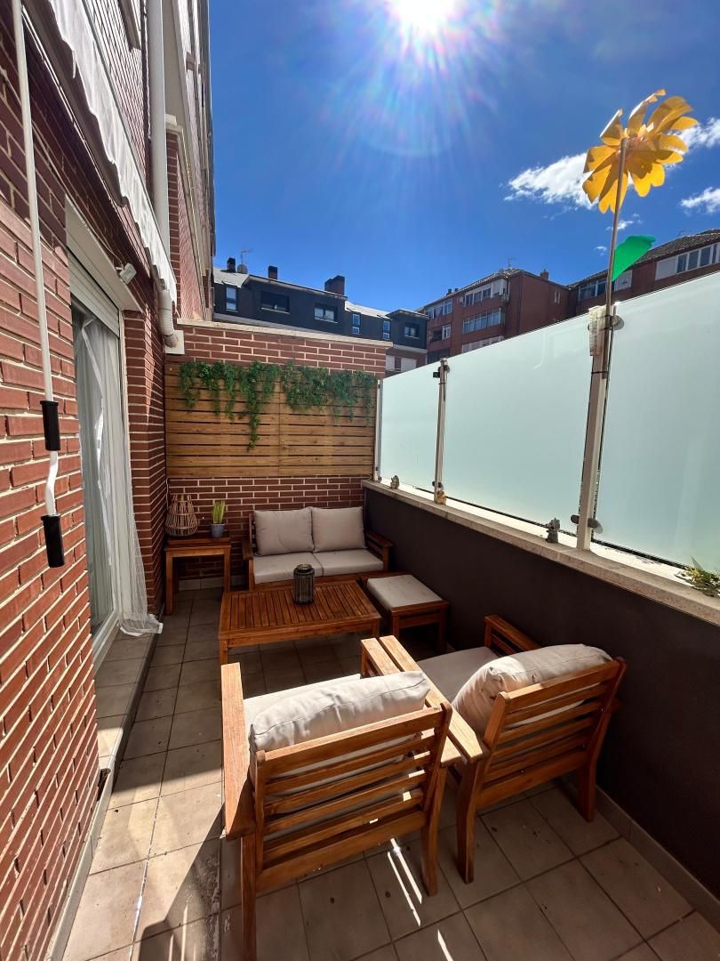 Terraza de Piso en venta en Alcázar de San Juan con Aire acondicionado, Calefacción y Jardín privado