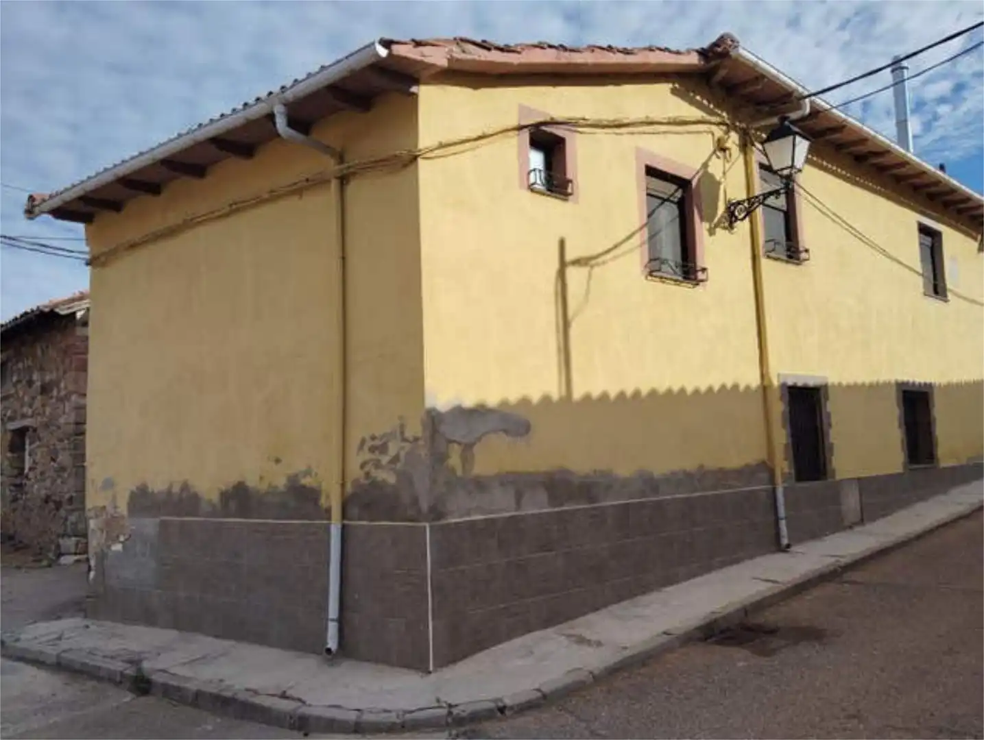 Houses for sale in Santibáñez de la Peña Exterior view of Houses for sale in Santibáñez de la Peña