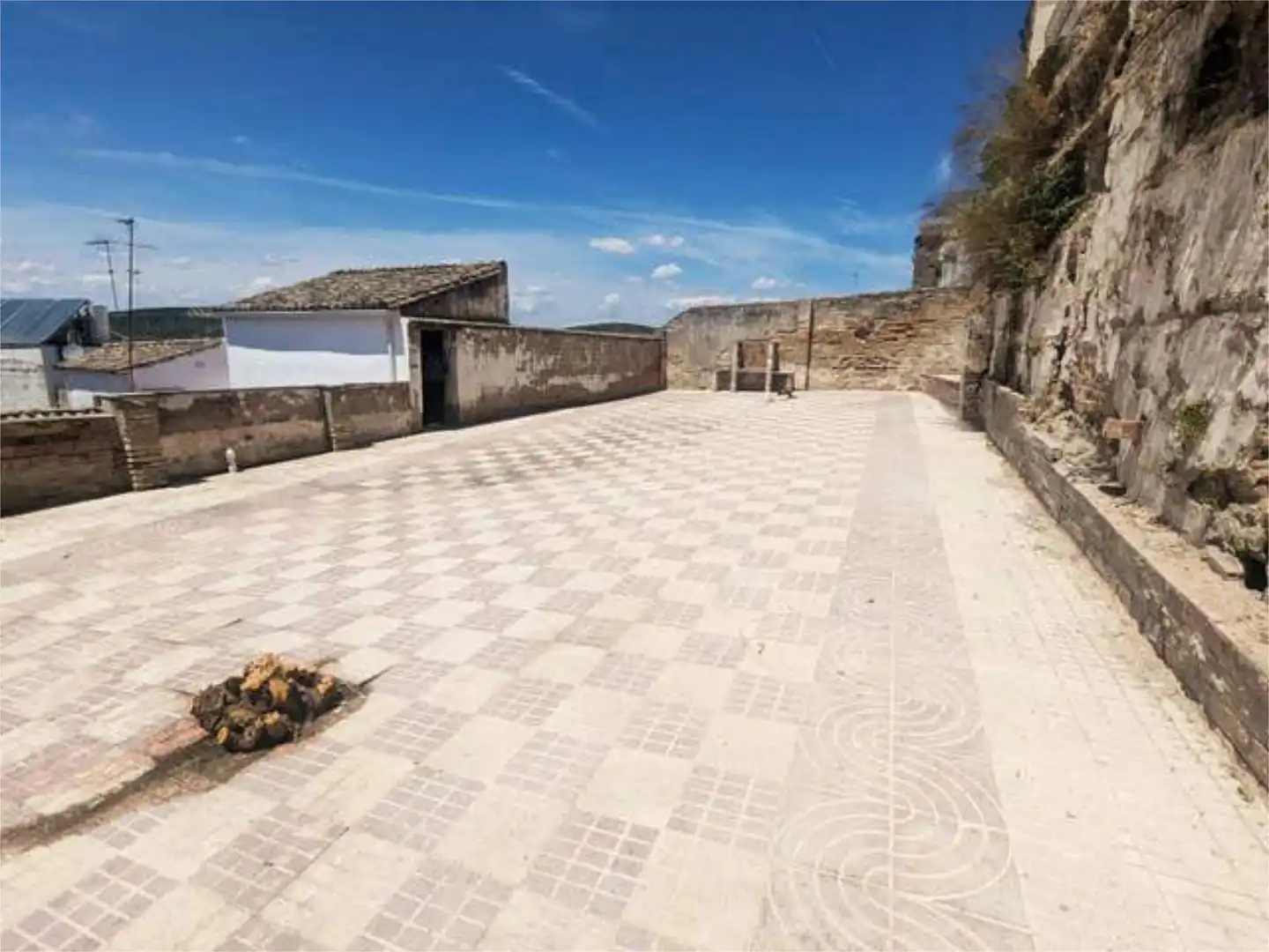 Flat for sale in Castro del Río Exterior view of Flat for sale in Castro del Río with Terrace and Storage room