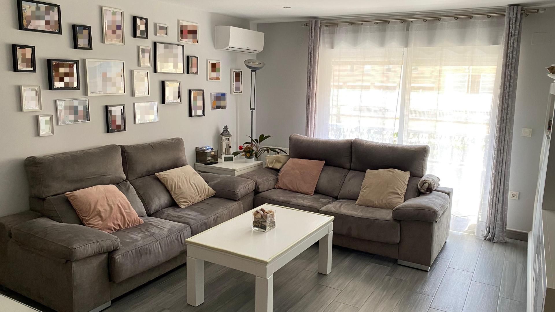 Sala de estar de Piso en venta en  Jaén Capital con Aire acondicionado y Balcón